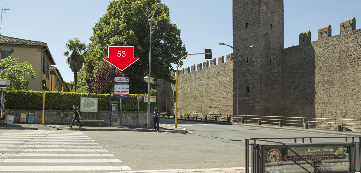 INSEGNA - VITERBO, Piazza Crispi
